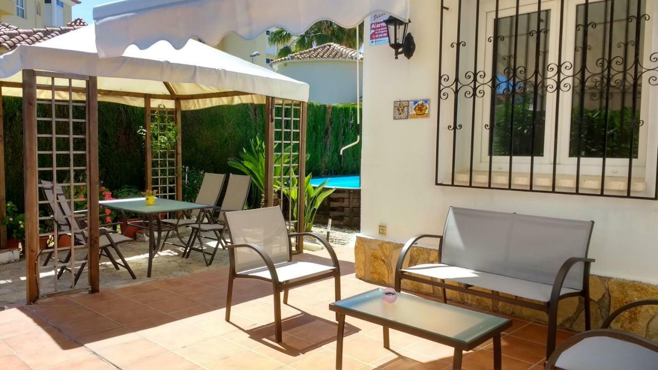 Family Beach Villa Rubens オリーバ エクステリア 写真